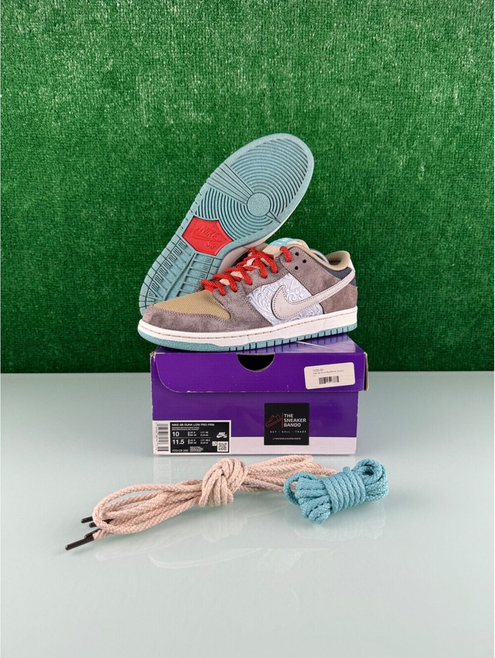 Size 10 - Nike Dunk SB Low Big Money Savings CLEAN!
